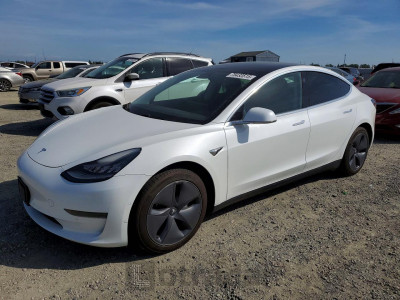 Tesla Model 3 2019 5YJ3E1EA0KF484374