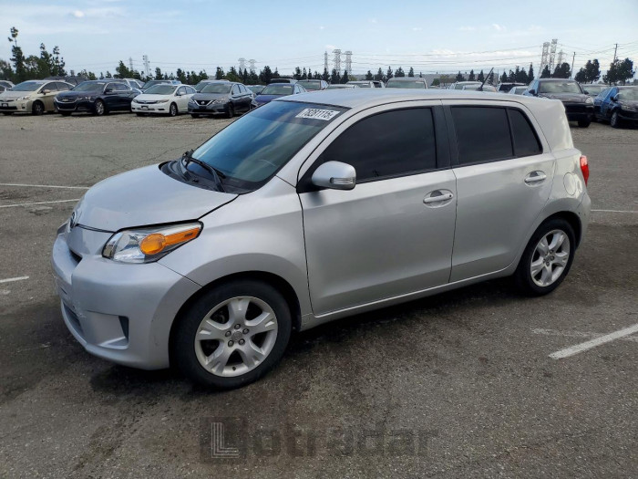 Toyota  2013 VIN JTKKUPB44D1033646