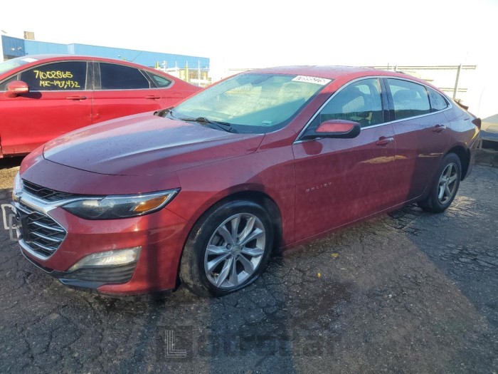 Chevrolet Malibu 2019 VIN 1G1ZD5ST8KF212847