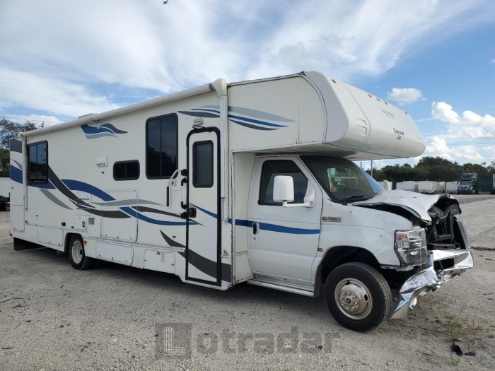 Ford Econoline 2011 VIN 1FDXE4FS1BDB28111
