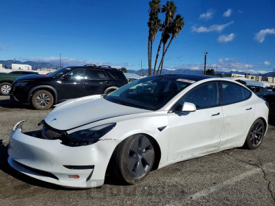 Tesla Model 3 2022 5YJ3E1EB5NF133084