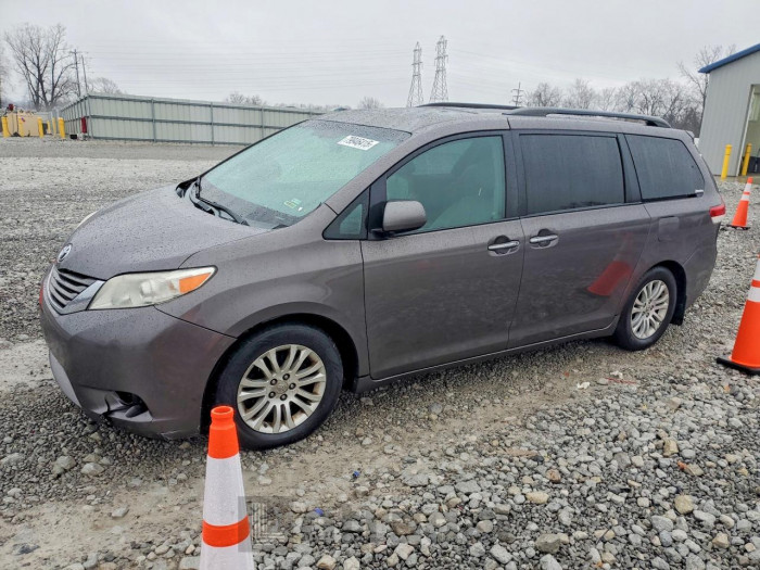 Toyota Sienna 2011 VIN 5TDYK3DC5BS057121