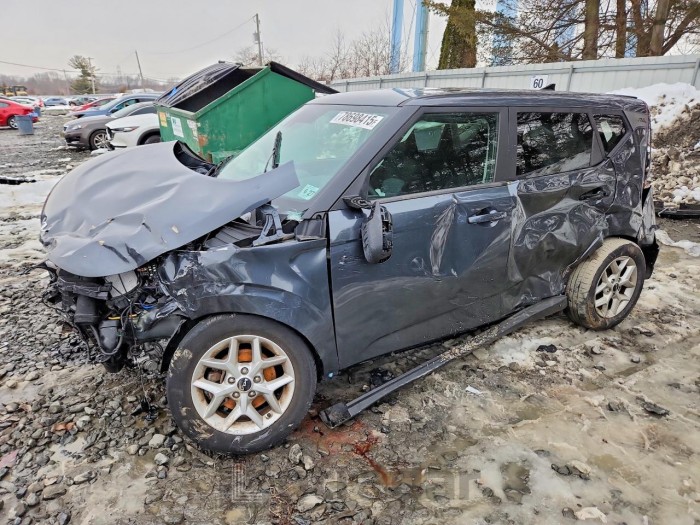 Kia  2022 VIN KNDJ23AU2N7836828