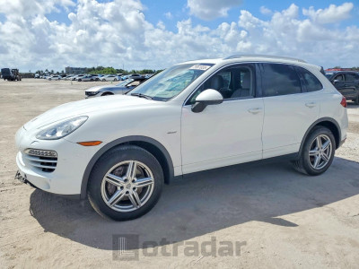 Porsche Cayenne 2013 WP1AF2A20DLA31105