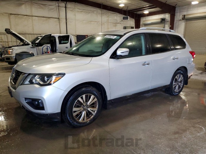 Nissan Pathfinder 2018 VIN 5N1DR2MM9JC614489
