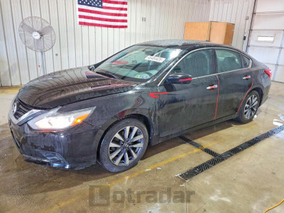 Nissan Altima 2017 1N4AL3APXHC244330