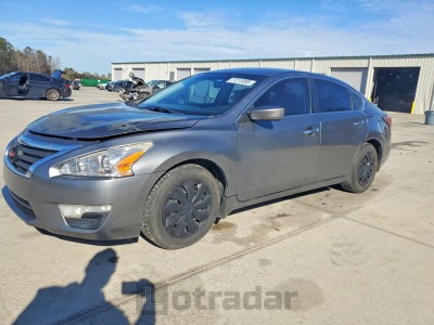 Nissan Altima 2015 1N4AL3AP4FC587597