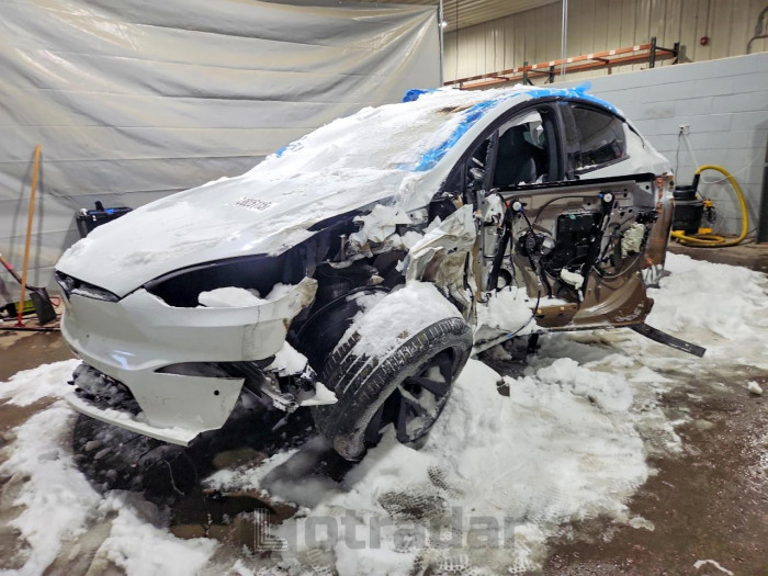 Tesla  2022 VIN 7SAXCAE50NF345878