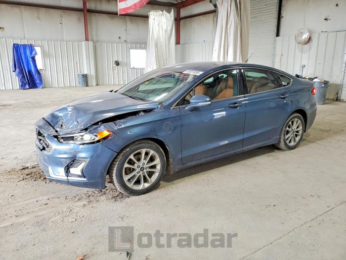 Ford Fusion 2019 VIN 3FA6P0SU5KR144027