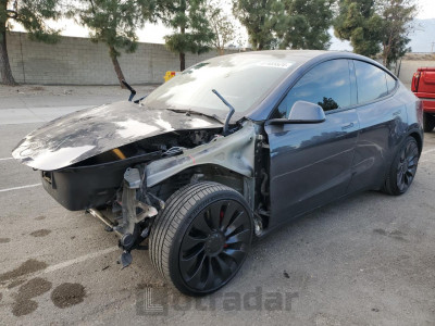 Tesla Model y 2022 7SAYGDEF4NF446134