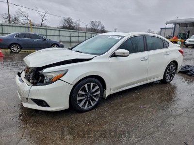 Nissan Altima 2017 1N4AL3APXHC288750