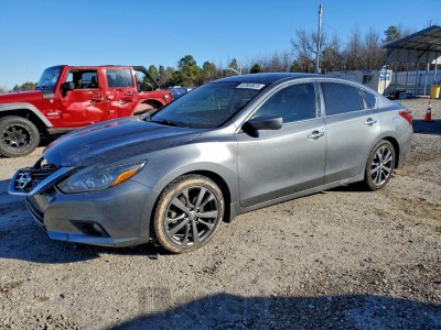 Nissan Altima 2018 1N4AL3AP2JC232016