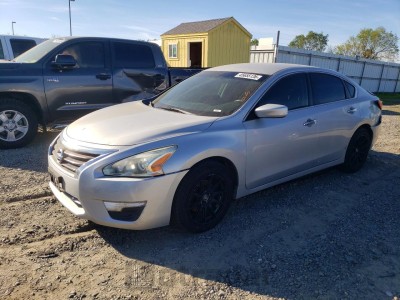 Nissan Altima 2015 1N4AL3AP5FC273280