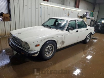Jaguar Xj 1985 SAJAV1343FC429376