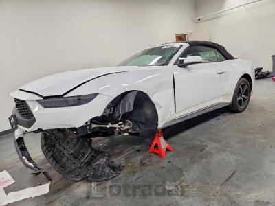 Ford Mustang 2025 1FAGP8UH9S5127897