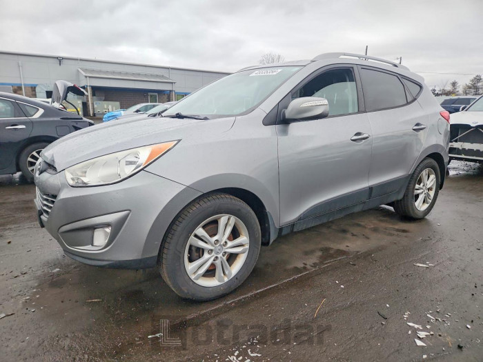 Hyundai Tucson 2013 VIN KM8JUCAC0DU573736
