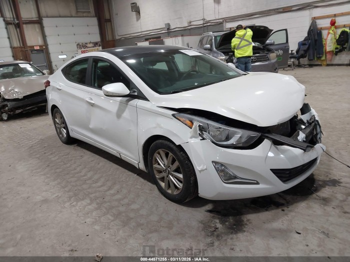 Hyundai Elantra 2015 VIN 5NPDH4AE7FH559035