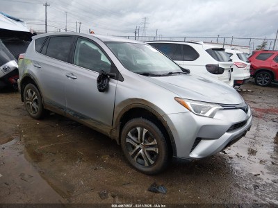 Toyota Rav 4 2018 2T3BFREV5JW788853