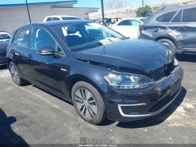 Volkswagen E-golf 2017 WVWKR7AUXHW953428
