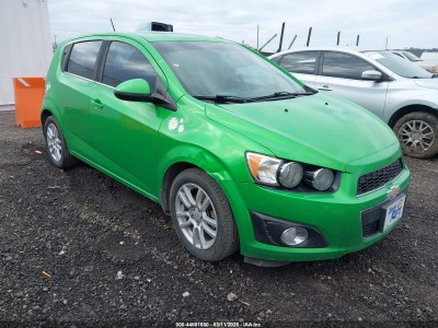 Chevrolet SONIC 2015 1G1JC6SB5F4156381