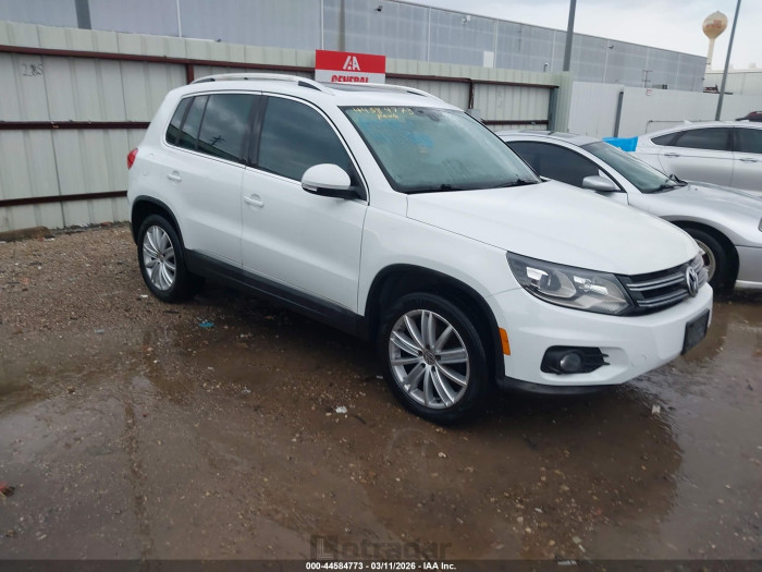 Volkswagen Tiguan 2016 VIN WVGAV7AX6GW602978