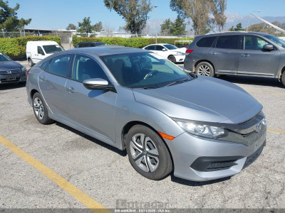 Honda Civic 2018 2HGFC2F53JH608920