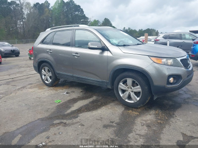 Kia Sorento 2012 5XYKU4A69CG284685