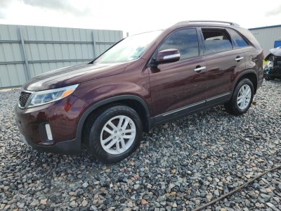 Kia Sorento 2015 5XYKT3A67FG658356