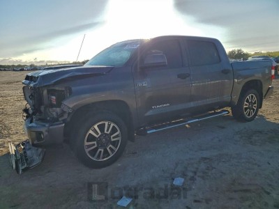 Toyota Tundra 2018 5TFDW5F13JX727431