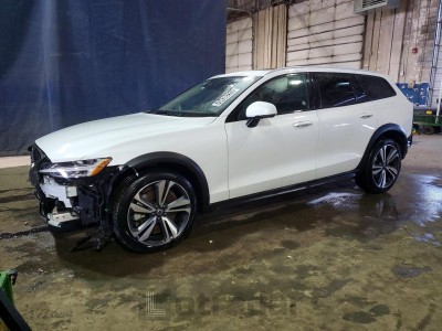 Volvo V60 2025 YV4L12WK6S2146163