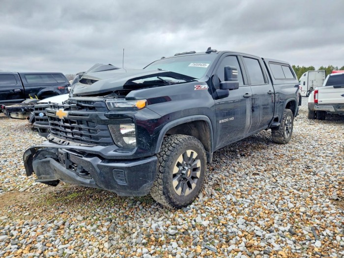 Chevrolet Silverado 2024 VIN 2GC4YME77R1176326