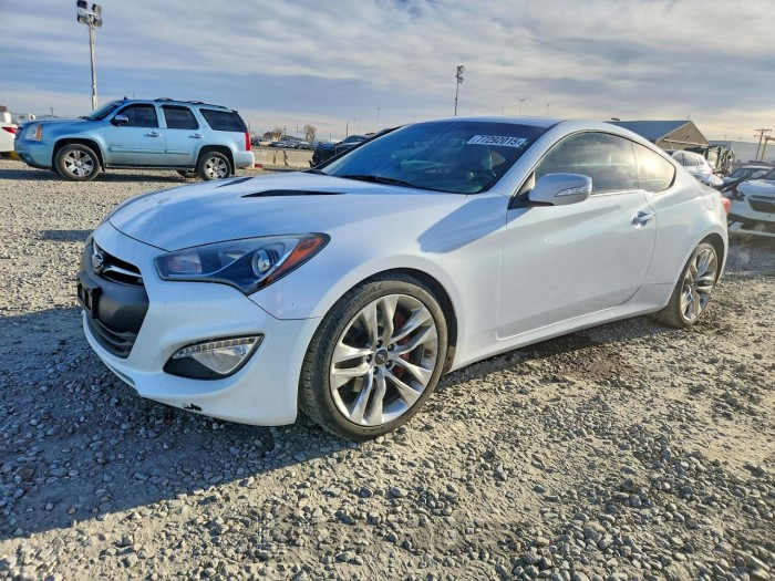 Hyundai  2013 VIN KMHHU6KJ3DU110938
