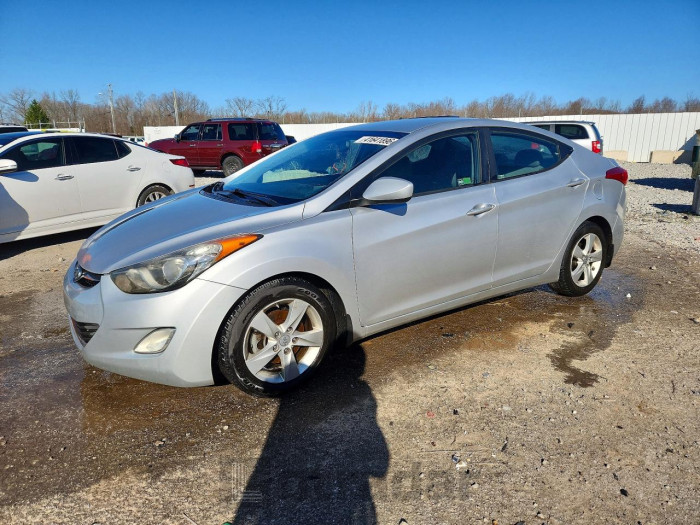 Hyundai  2013 VIN 5NPDH4AEXDH241228