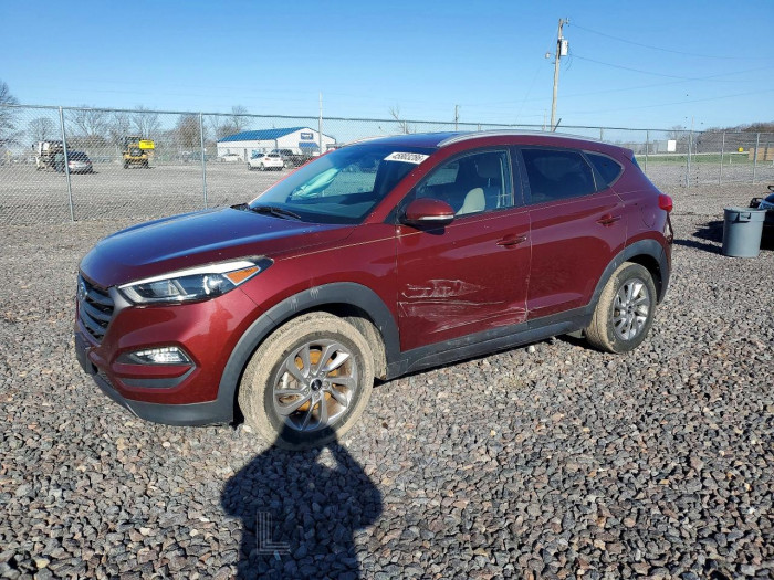 Hyundai  2016 VIN KM8J33A27GU124472