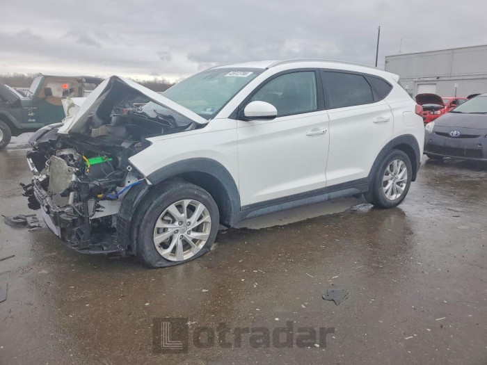 Hyundai  2019 VIN KM8J3CA40KU932141