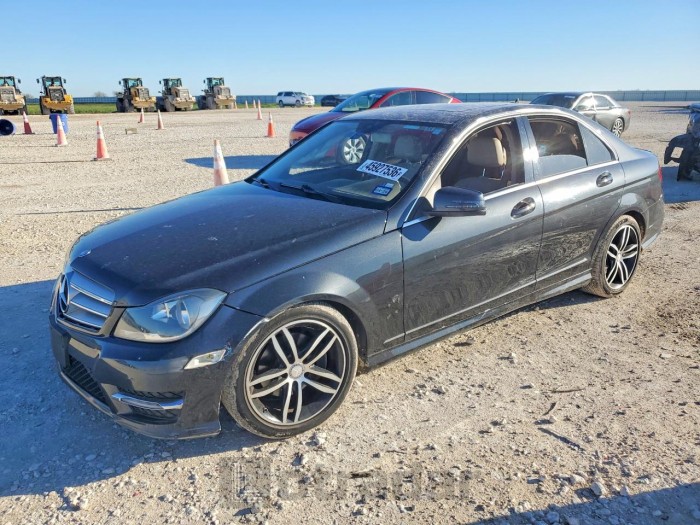 Mercedes-benz  2013 VIN WDDGF4HB1DR252342