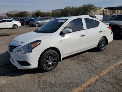 Nissan  2016 3N1CN7AP9GL817602