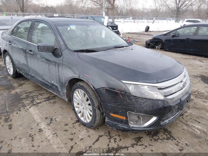 Ford Fusion 2010 VIN 3FADP0L39AR337261