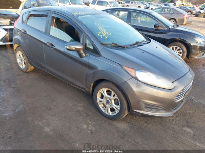 Ford Fiesta 2015 3FADP4EJ4FM122605