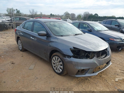 Nissan Sentra 2018 3N1AB7AP4JY228371