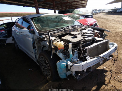 Ford Fusion 2018 3FA6P0RU1JR120327