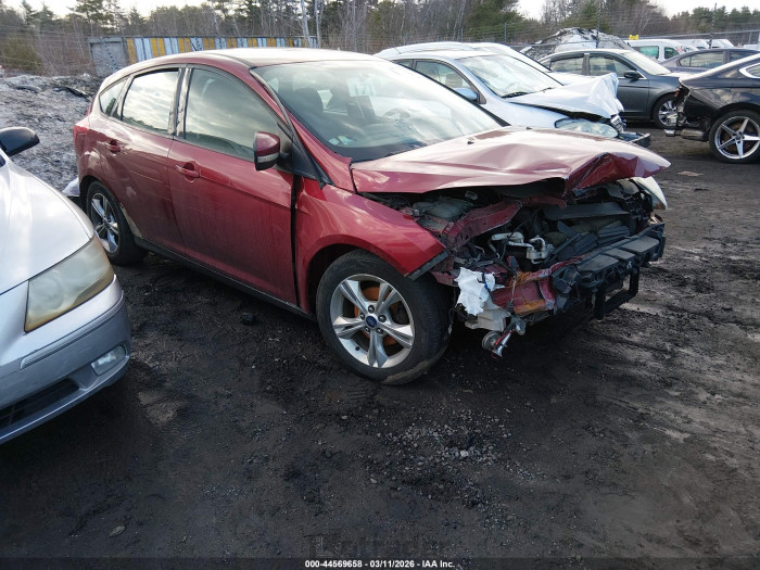 Ford Focus 2014 VIN 1FADP3K2XEL274217