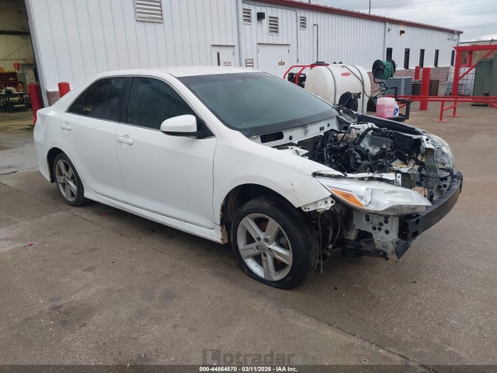 Toyota Camry 2014 VIN 4T1BF1FK0EU795732