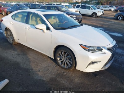 Lexus ES 2016 JTHBW1GG1G2107510