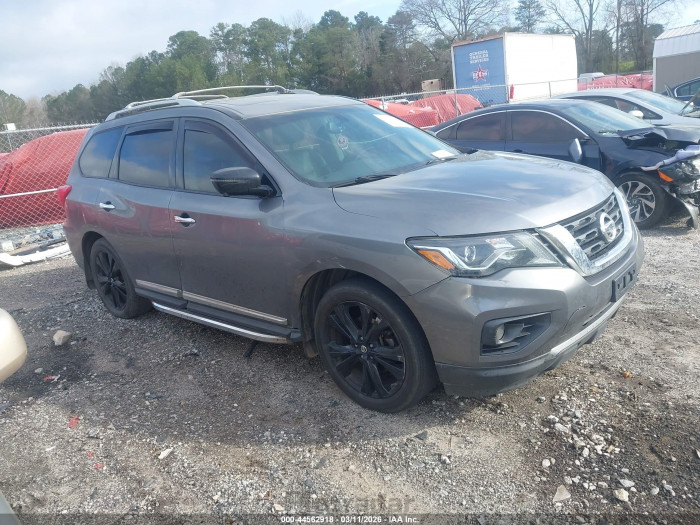 Nissan Pathfinder 2017 VIN 5N1DR2MM8HC660485