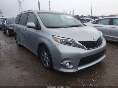 Toyota Sienna 2017 5TDXZ3DC3HS813304