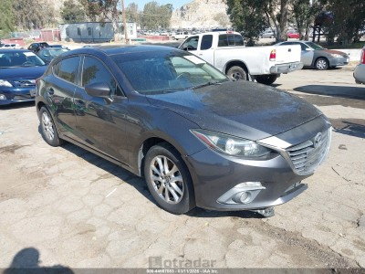 Mazda 3 2016 3MZBM1L73GM267486