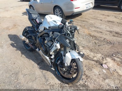 Suzuki Gsx 2025 JS1DM11B8S7100203