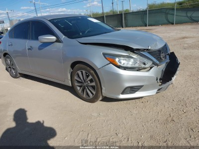 Nissan Altima 2017 1N4AL3APXHC251472