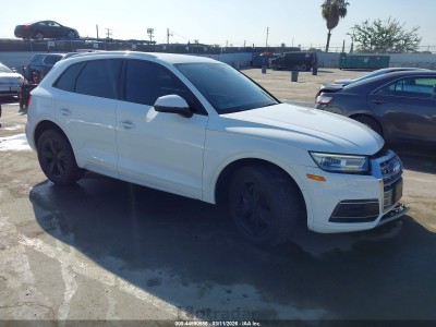 Audi Q5 2018 WA1ANAFY3J2203134
